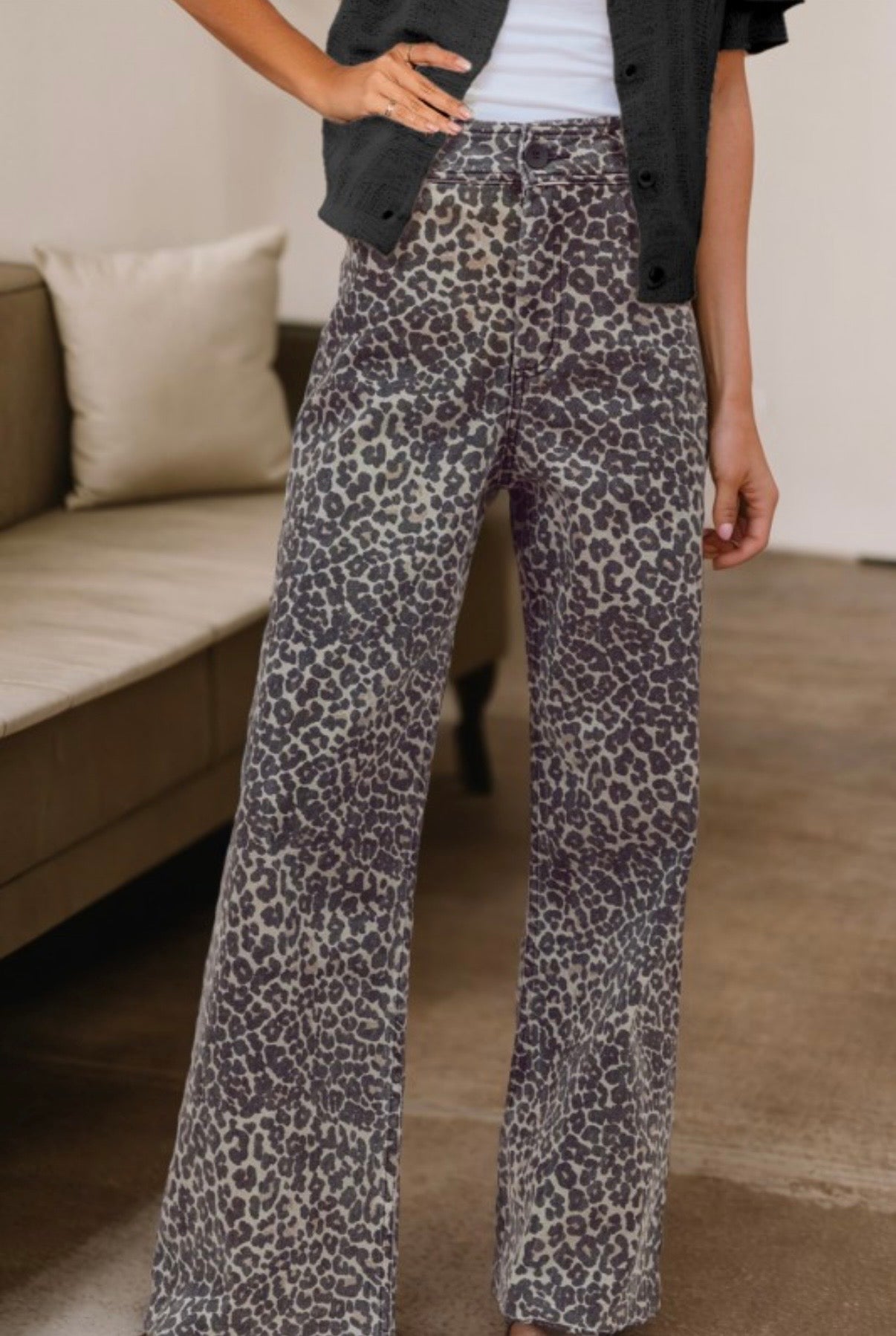 Wide Leg High Waisted Leopard Jeans